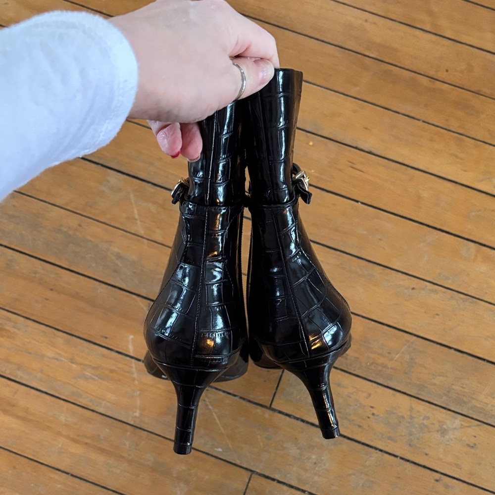 NWOT Zara Black faux crocodile kitten heel bootie. Never worn! - Picture 8 of 15